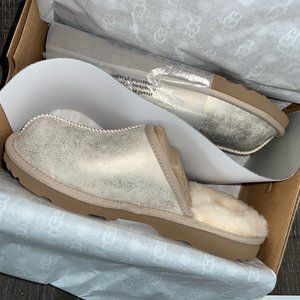 New UGG KEEGAN SLIDE SLIPPERS Metallic Women's 8 Girl's 6